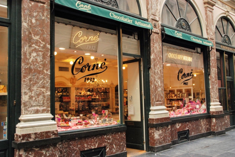 patisserie-CALLIAN-min_chocolate_chocolaterie_shop_luxury_chic_gallery_brussels_belgium-558146